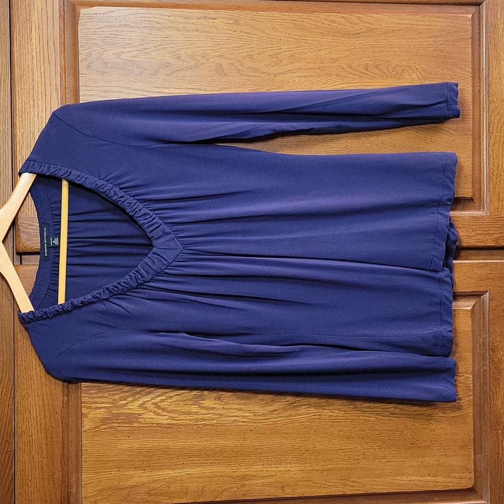 Banana Republic Modal Top, Size Medium